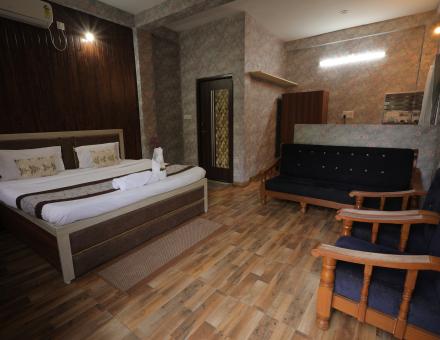 Nature Nest Hotels & Resorts – The Best Luxury Stays Near Indore.
